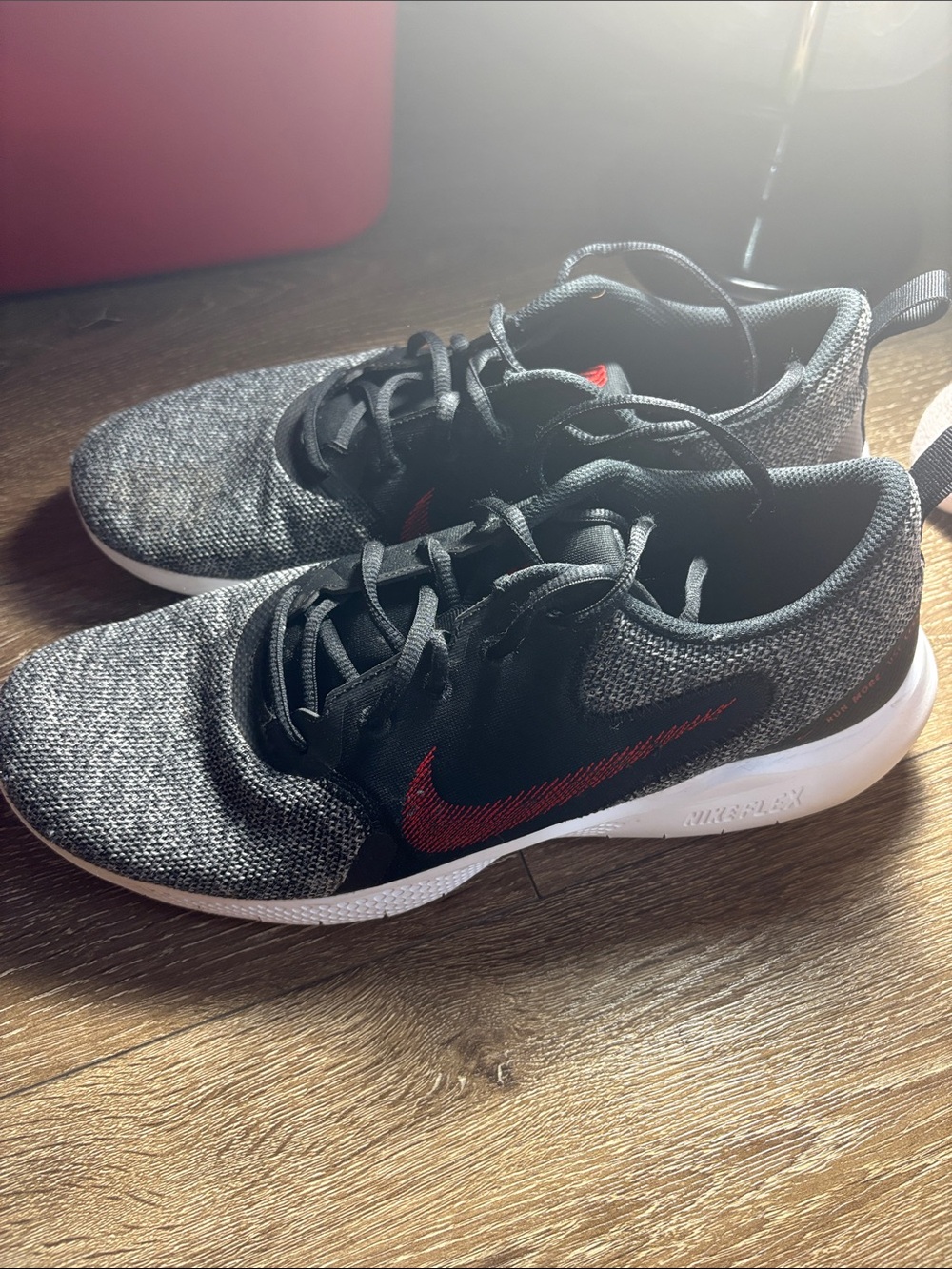 Nike Men’s Black/Grey Knit Sneakers with Red Swoosh